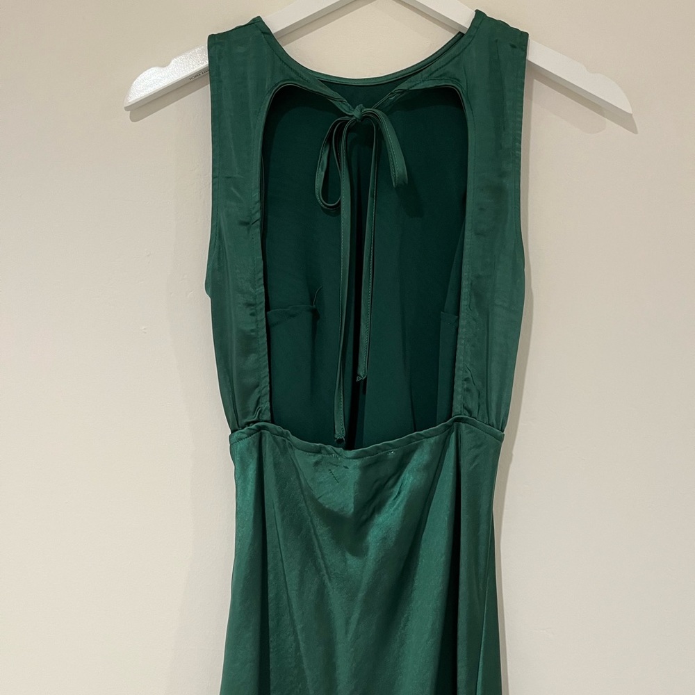 Petal and Pup Satin Green Midi Dress - Picture 3 of 4